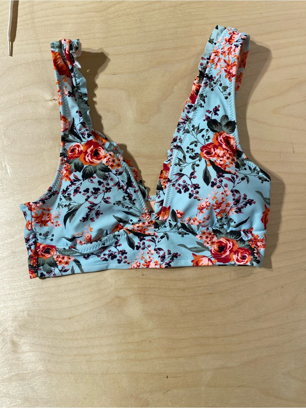Mossimo Supply Co. Light Blue Floral V-Neck Bikini Top Medium (RG)